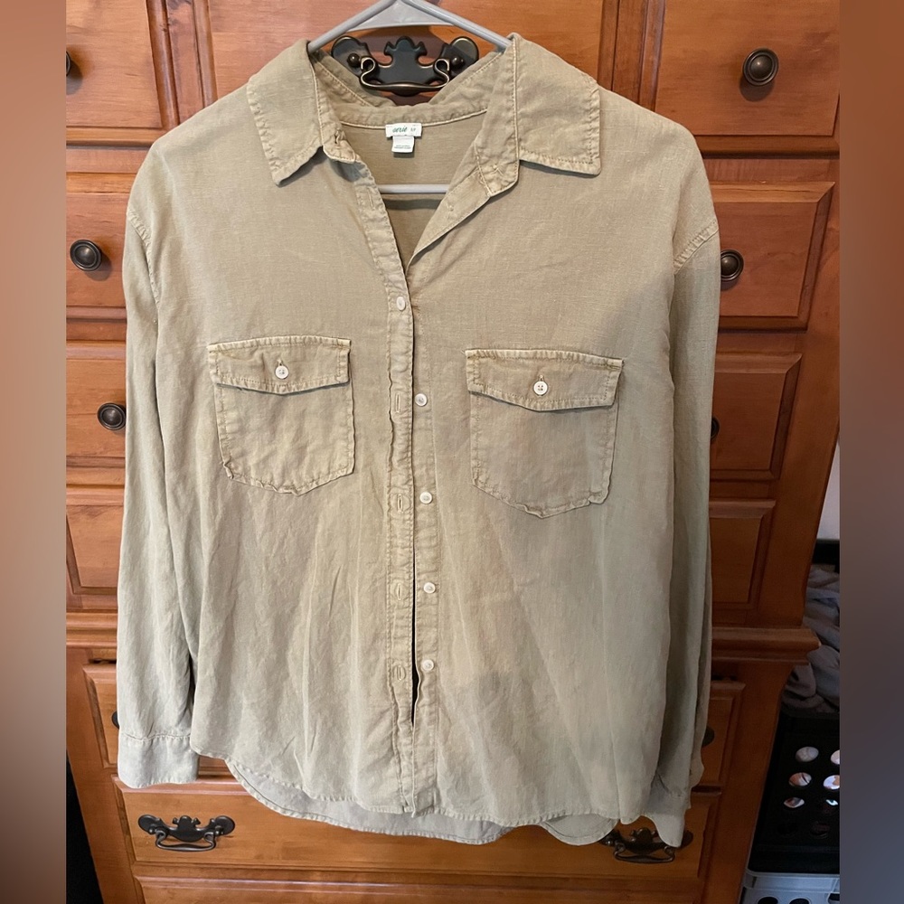Linen button up